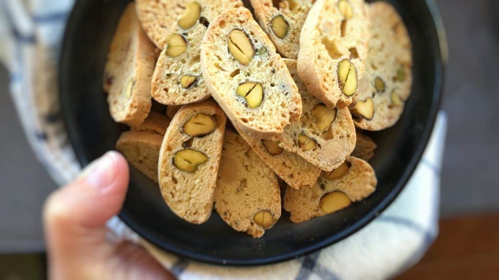 Almond Biscotti Recipe (Italian Cantucci) Simple. Tasty. Good.